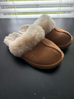 UGG Kids Chestnut Brown Sheepskin Clog Slippers